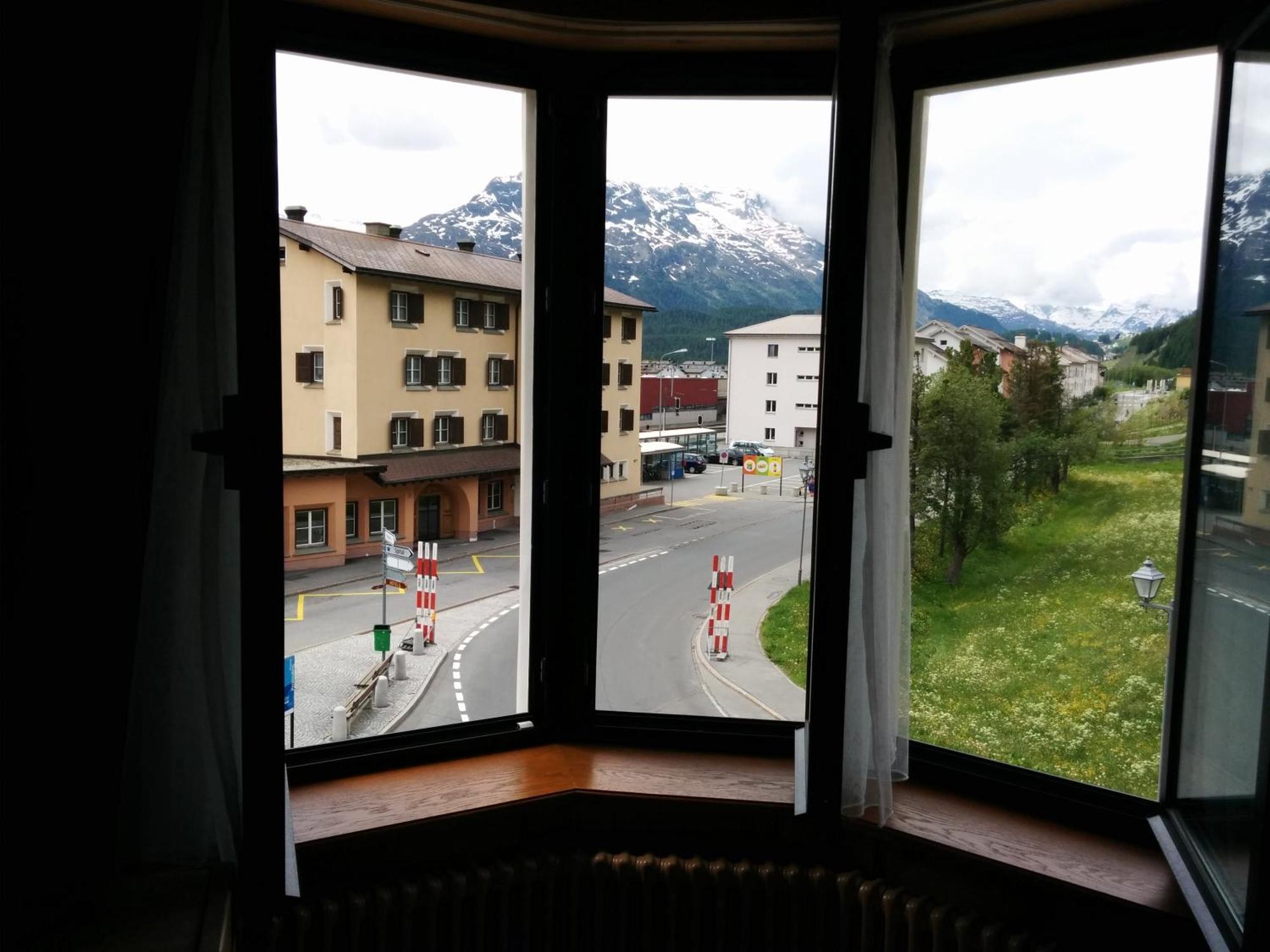 Hotel Terminus Samedan Cameră foto