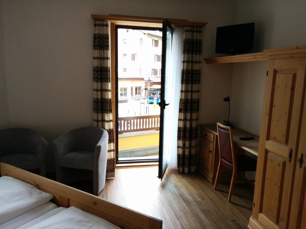 Hotel Terminus Samedan Cameră foto
